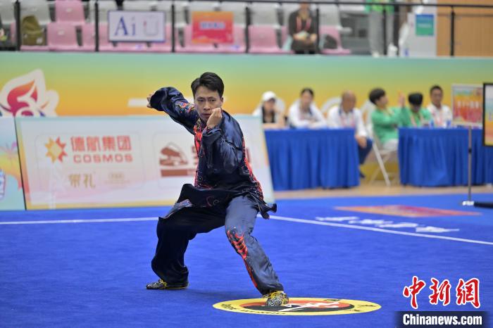 八极拳传承人吴昊再现曾祖父赛场英姿 时隔71年