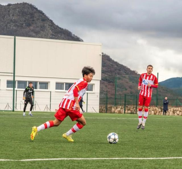 中国小将万项首秀惊艳贝尔格莱德红星U17 制造