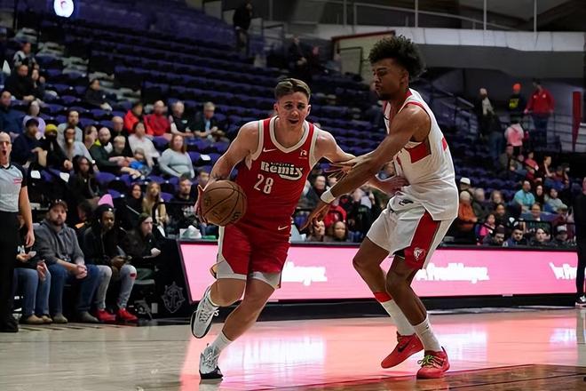 德克萨斯传奇力克圣迭戈快船 佩度拉29+7助攻难掩