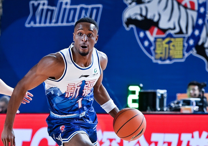 新疆与吉林卡位战吉林险胜 新疆季后赛席位悬念