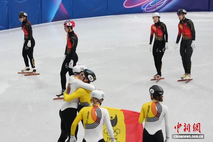 米兰冬奥会短道速滑开赛 中国队混合团体接力遗