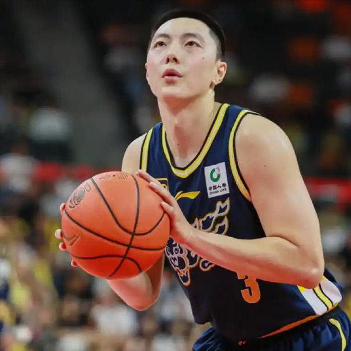 广东宏远主场惨败广州队 17分失利暴露球队隐患