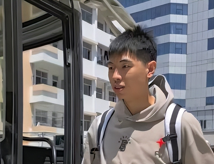 广东宏远主场惨败广州队 17分失利暴露球队隐患