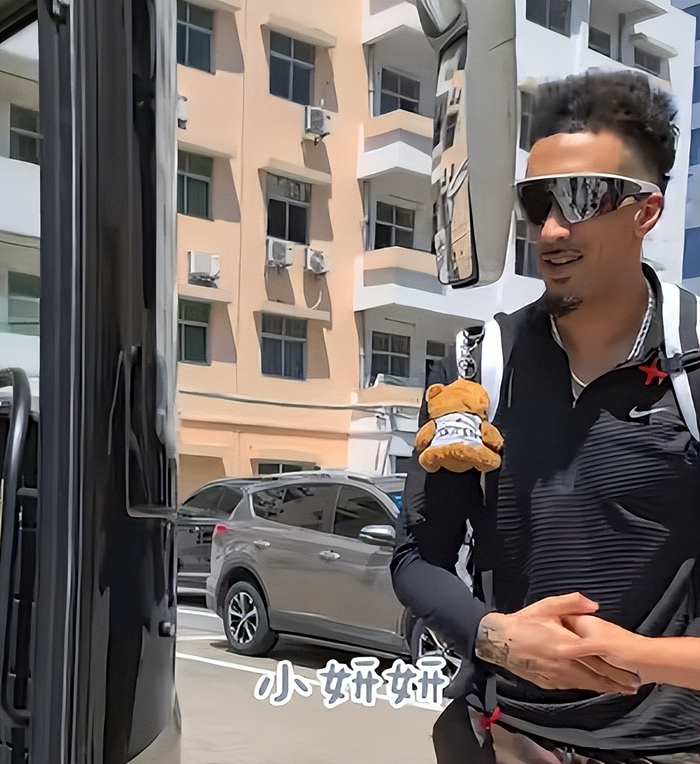 广东宏远主场惨败广州队 17分失利暴露球队隐患