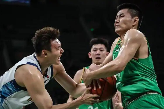 广东宏远主场惨败广州队 17分失利暴露球队隐患